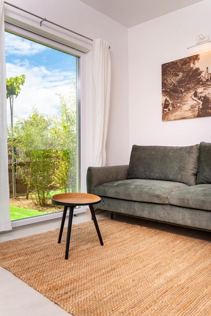 Arti Holiday Homes Banjol Екстер'єр фото