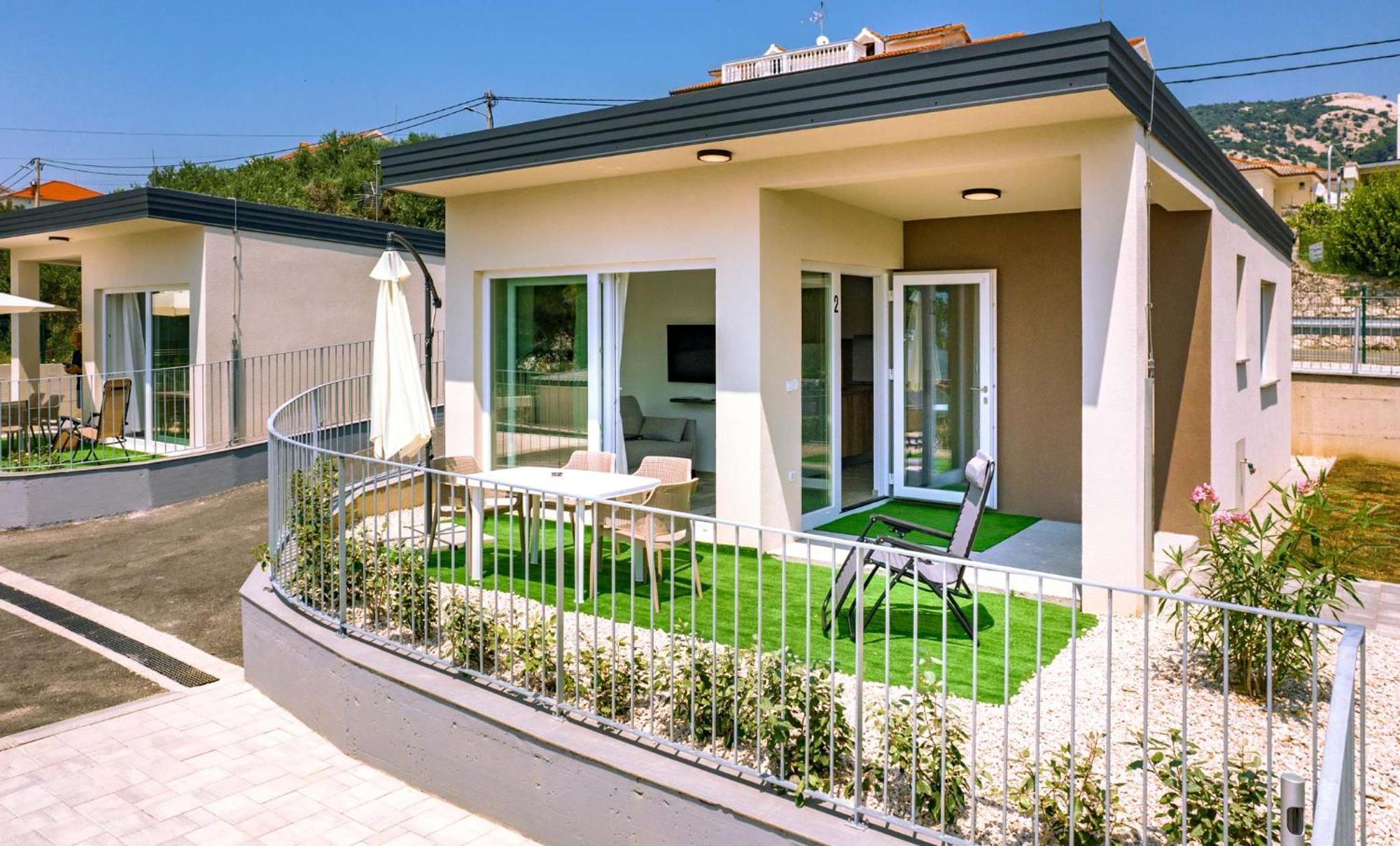 Arti Holiday Homes Banjol Екстер'єр фото
