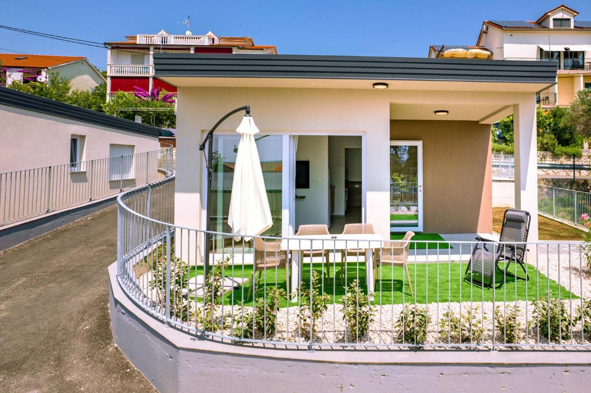 Arti Holiday Homes Banjol Екстер'єр фото