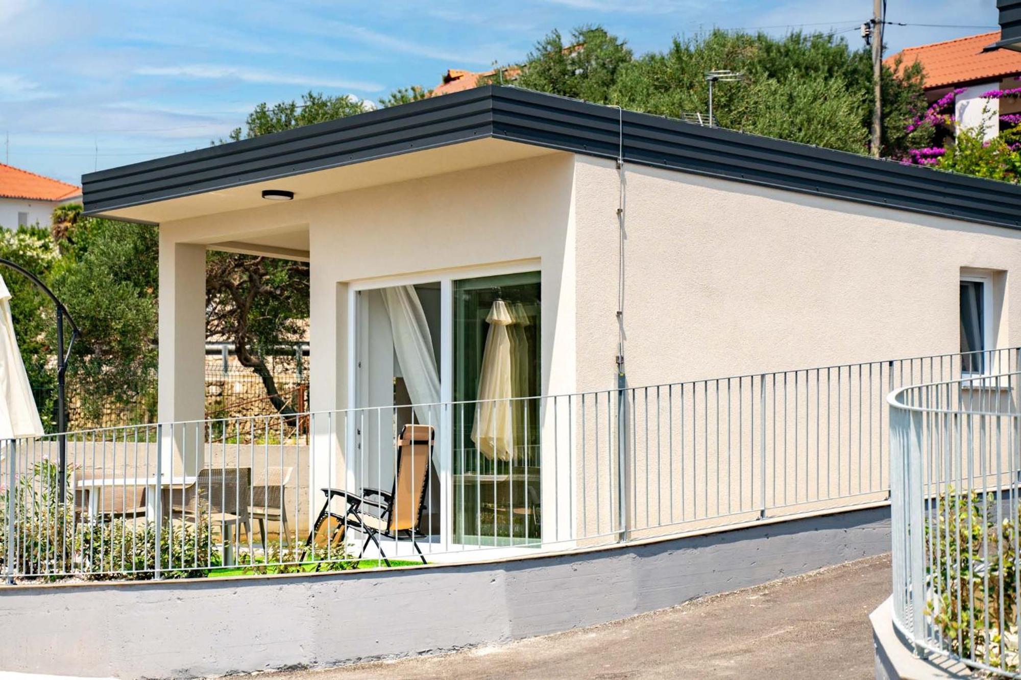 Arti Holiday Homes Banjol Екстер'єр фото